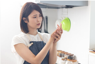 乾燥・手荒れが<br class="sp-on" />気になるとき